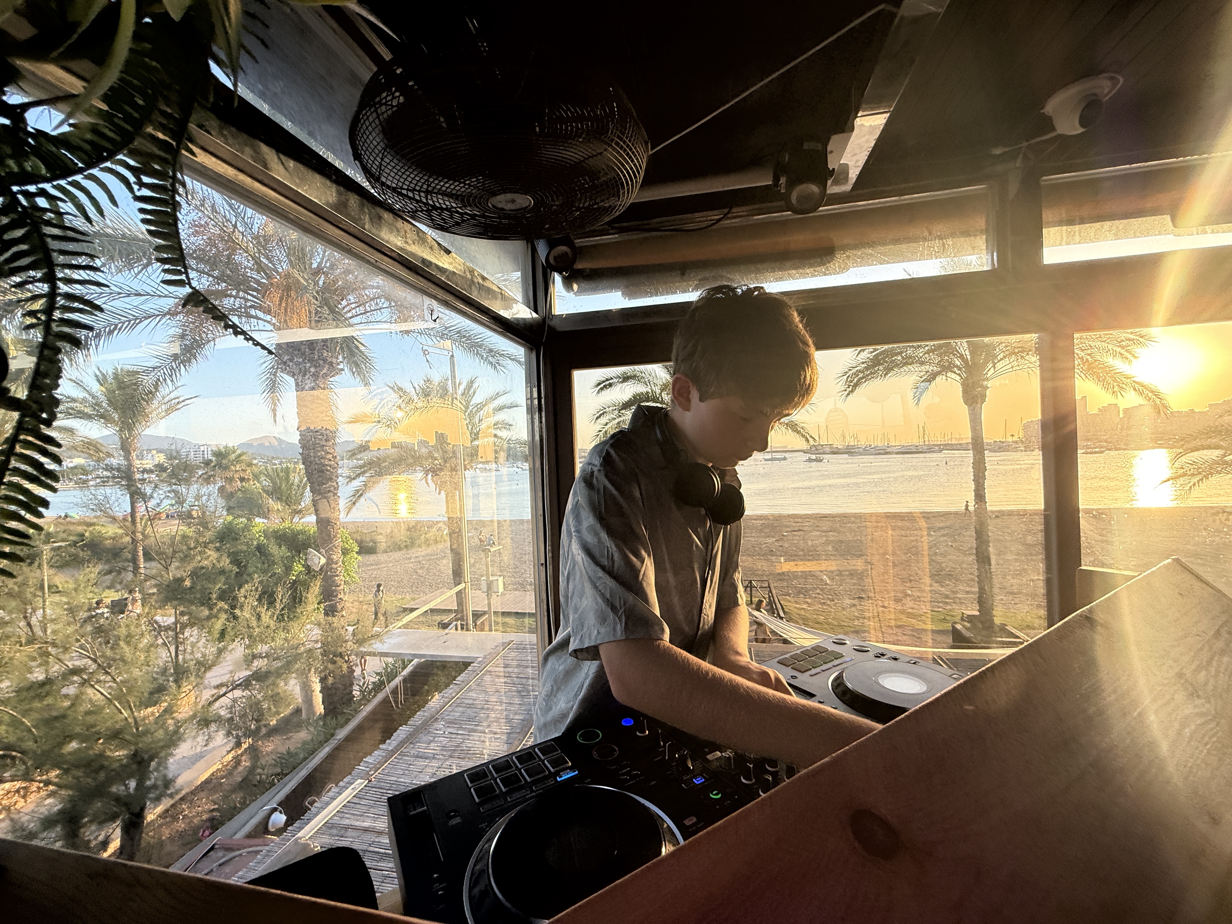 Zac Harris DJing at Itaca Ibiza